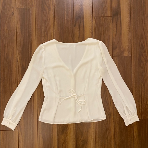Aritzia Babaton White Button Down Blouse, size S - Picture 2 of 4